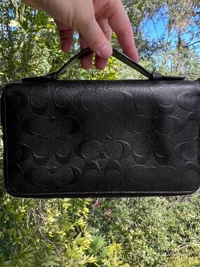 COACH Double Zip-Around Travel & Phone Wallet BLACK Leather w Gunmetal Hardware